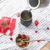 Infusion de maté bio aux fruits rouges - Boisson énergisante naturelle et vitaminée